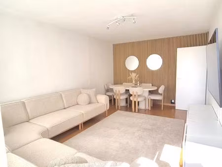 bel appartement 3 pièces - cave et parking couvert - le mé