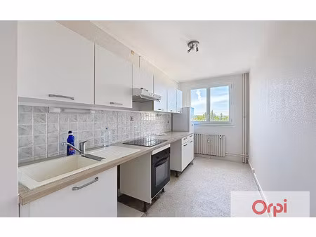 location appartement  76.12 m² t-3 à montluçon  670 €