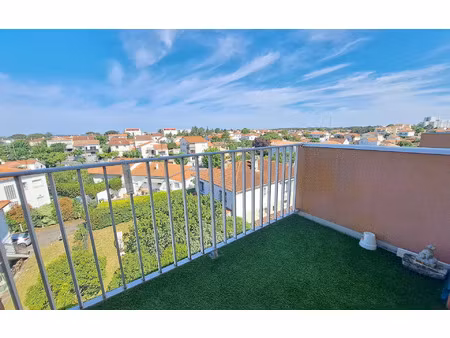 appartement royan 52.89 m² t-2 à vendre  190 800 €