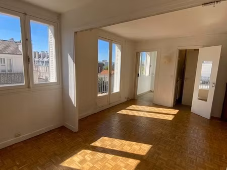 location vide - grand studio. centre de malakoff