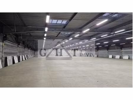3500 m² plateforme logistique a louer a collegien
