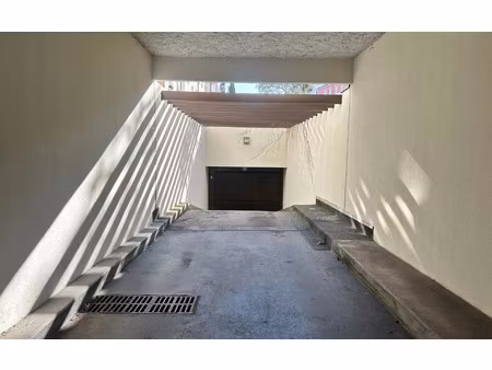 location stationnement  12 m² t- à lyon 3  100 €