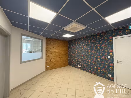 local professionnel de 90 m2