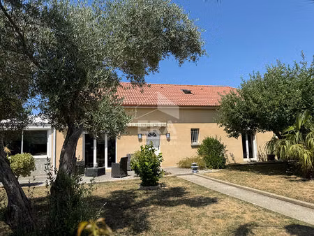 grande maison de 177 m² avec jardin