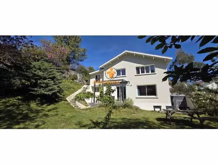 vente maison 6 pièces 211 m2 à lourdes