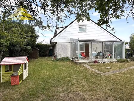 maison familiale avec véranda  jardin et garage