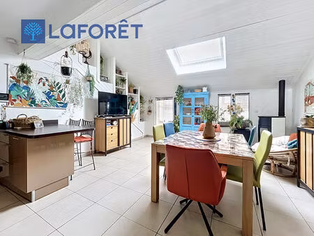 maison de ville centre de plouay avec jardin et garage!!!