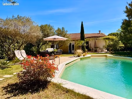 villa 5 pièces 155 m²