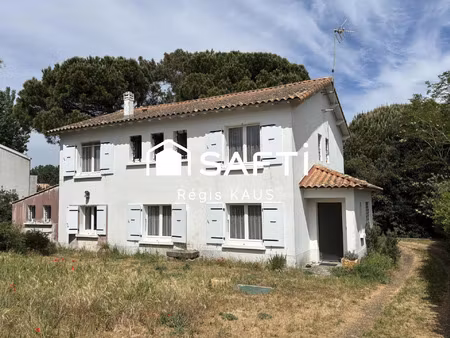 vente maison 8 pièces 160 m² saint-michel-en-l’herm (85580)
