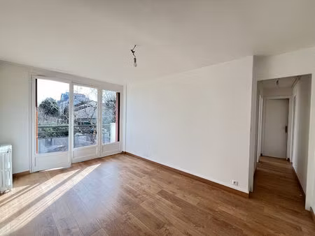 appartement saint-cloud / 3 pièces 48 84 m² / quartier montretout