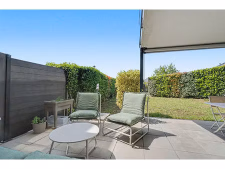 t4 - 72 m² - jardin privatif 140 m² terrasse 30 m² - saint-jeoire-prieuré