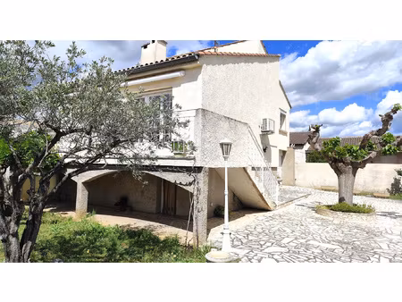 marguerittes - maison annee 1972 - 87m2 sur parcelle 564m2 -