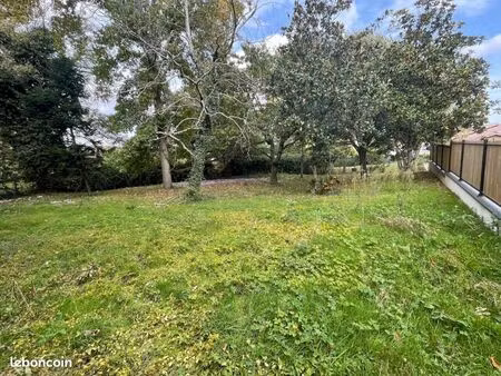 terrain à bâtir viabilisé de 569 m² pompertuzat