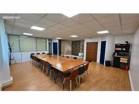 salle de réunion / local