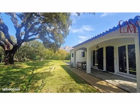 propriété 4 pièces 111 m²