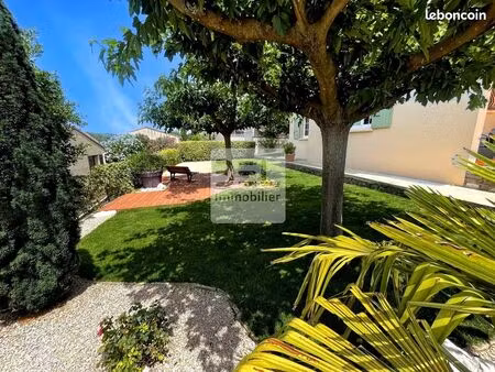 villa 7 pièces 182 m²