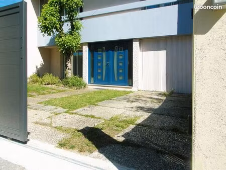 maison 5 pièces 114 m². mérignac 33700