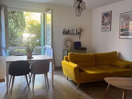 appartement deux-pièces 52 m² croix de pierre