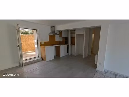 particulier t2 avec jardin  quartier bel air  rénové
