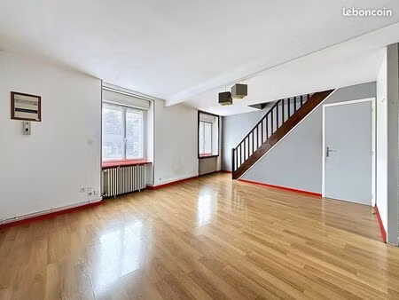 appartement 3 pièces 54 m²