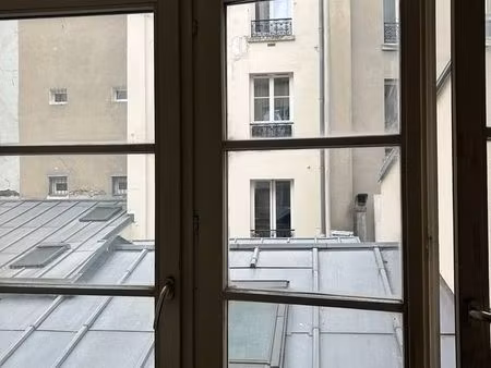 petit studio gare du nord