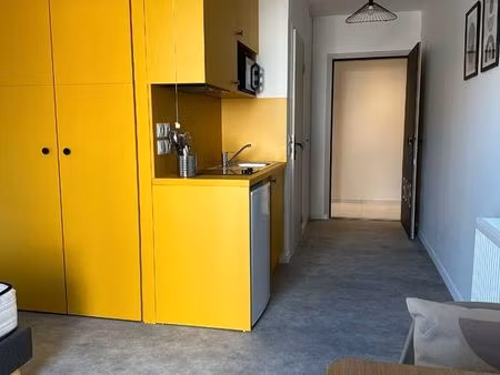 studio meublé terrasse neuf