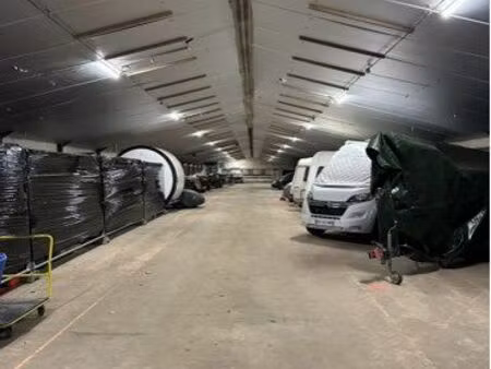 box de stockage / hivernage / garage / garde meuble