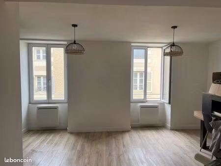 appartement t3  rénové à neuf