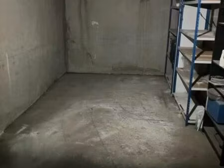 garage dans une résidence entre alco et les arceaux