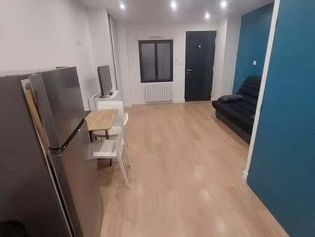 studio 1 pièce 23 m²
