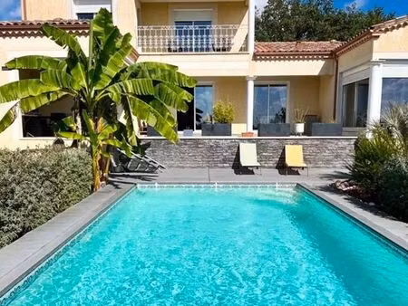 villa 6 pièces 190 m²