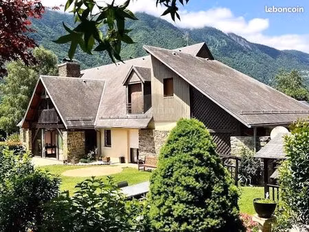 chalet 12 pièces 306 m²