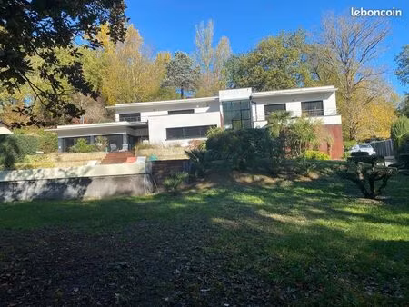 rare villa contemporaine rouffiac