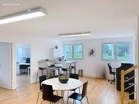 bureaux 100 m²- emplacement strategique route d'albi