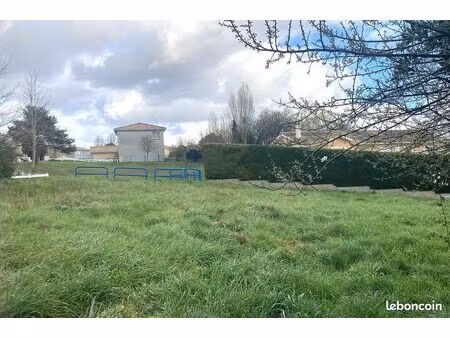 terrain 550 m² blaye