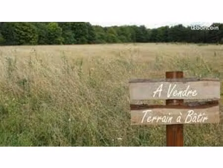 terrain 2 400 m² coutras