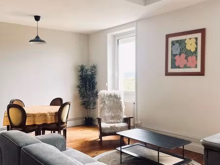 magnifique t3 70 m² – 2 chambres – lumineux – stalingrad – idéal résidence ou investisseme