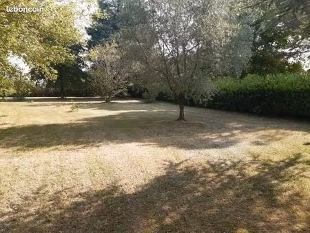terrain 800 m² saint laurent d arce