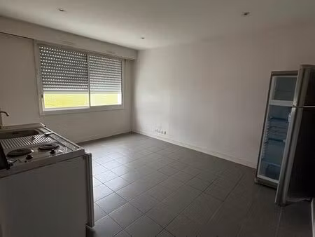 bordeaux caudéran - t1bis 31.10m² / plusieurs lots a vendre