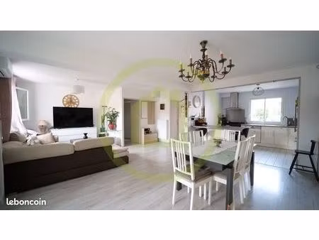 propriété 7 pièces 172 m²