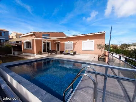 superbe villa de 160m² avec piscine  garage et jardin