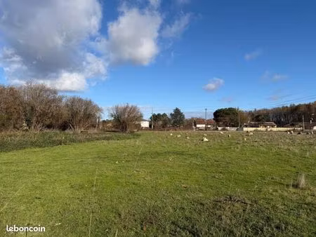 terrain 800 m² ambares et lagrave