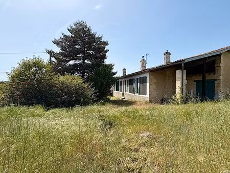 propriété 3 pièces 174 m²