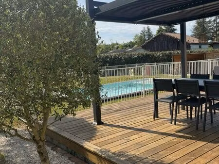 maison récente 110m2 - grand terrain 2 586 m2 - piscine - calme - garage - proche a62