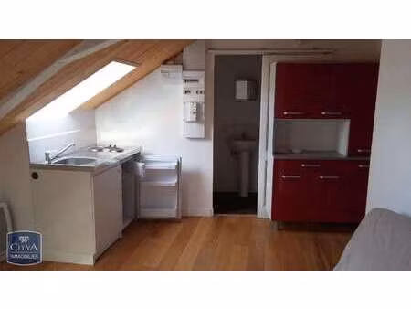 location appartement 2 pièces meublé à laval (53000) : à louer 2 pièces meublé / 19m² lava