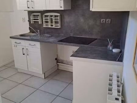 location maison à forges-les-eaux (76440) : à louer / 52m² forges-les-eaux