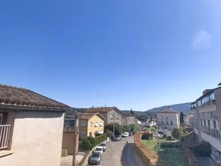 appartement 5 pièces 152 m²