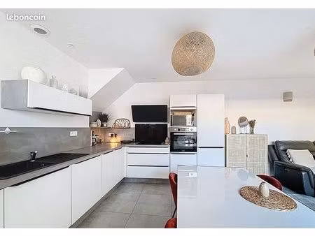 maison 4 pièces 85 m²