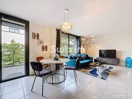 appartement 4 pièces 95 m²