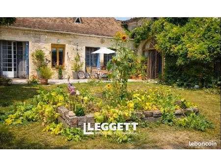 maison 10 pièces 225 m²